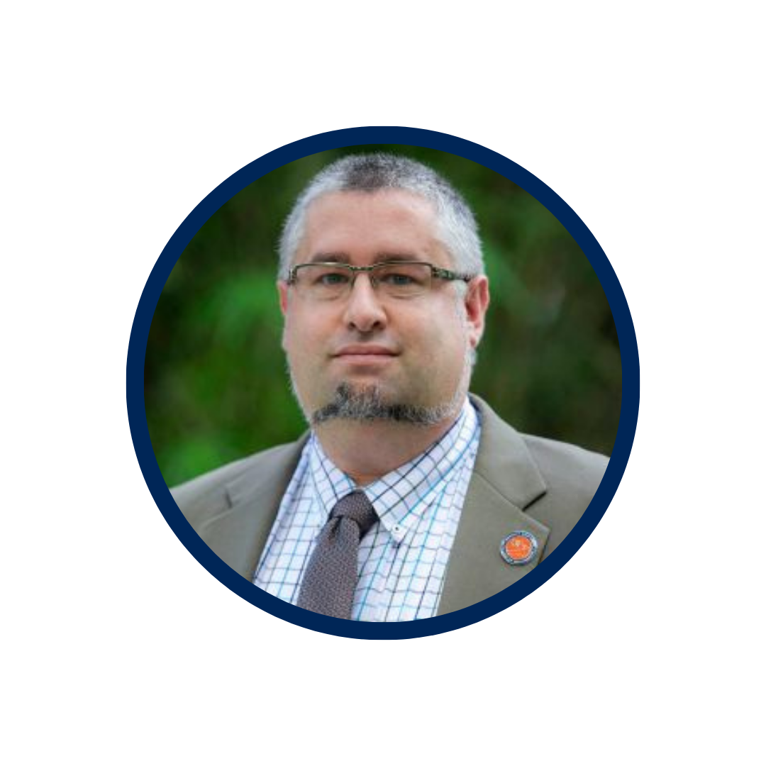 Professional Headshot of Dr. Matthew Traum